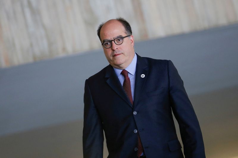 In new blow to Venezuelan opposition, major leader quits interim government