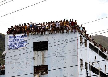 Venezuela's Most Lawless Prisons and the Bosses Who Run Them
